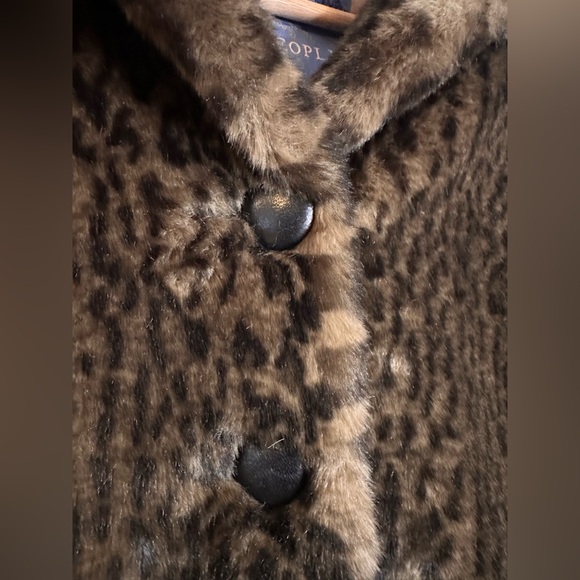 Free People Faux Fur Leopard Swing Coat. Size S - Picture 4 of 9